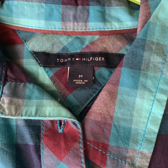 Tommy Hilfiger long-sleeve button down shirt - Picture 2 of 5